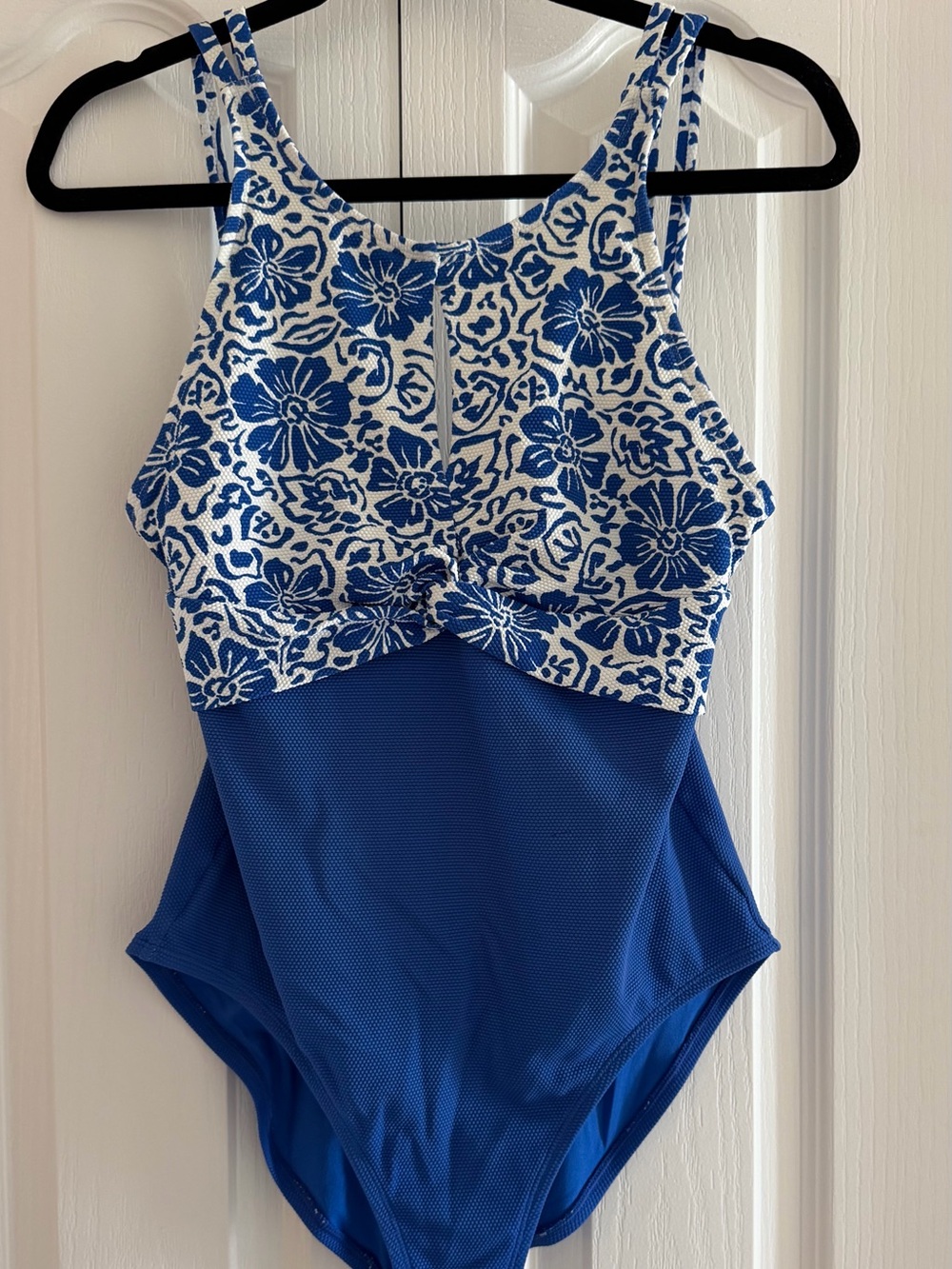 Tommy Bahama Island Cays Hibiscus High Neck One Piece Sz 10